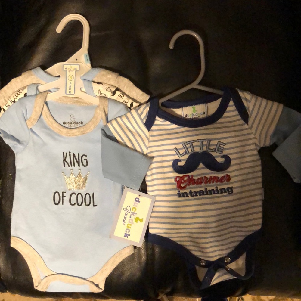 Baby clothes - Picture 2 of 2